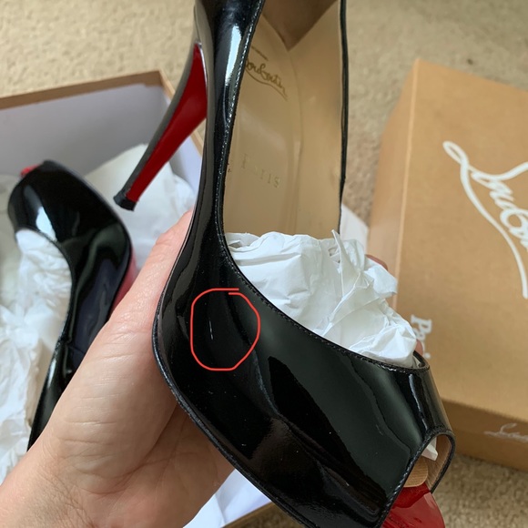 Sold-Christian Louboutin shoes - Picture 7 of 9